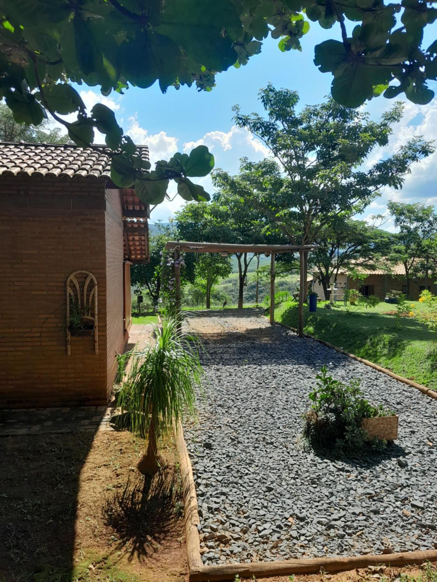 Chales Recanto Das Seriemas São Roque de Minas Esterno foto